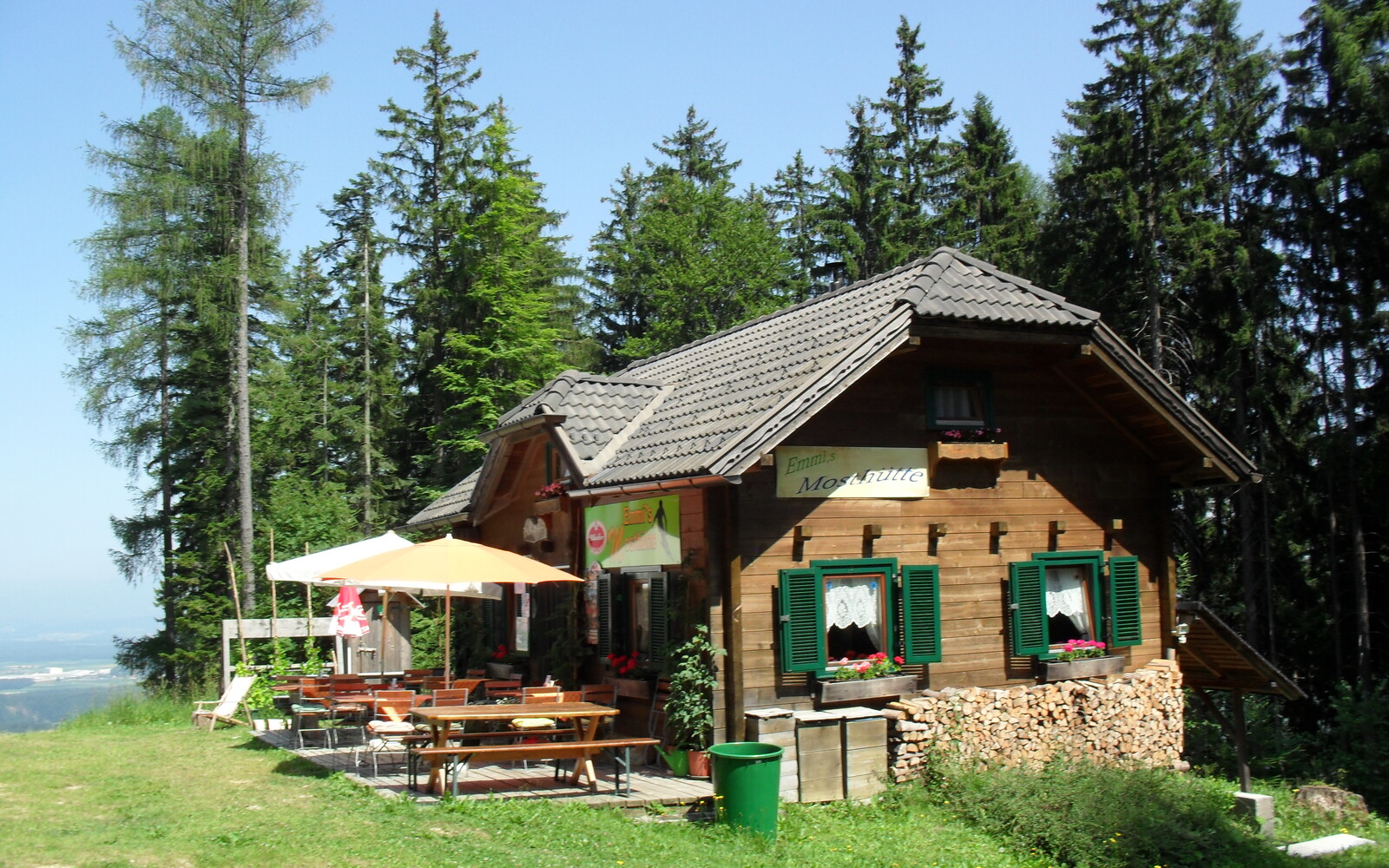 Emmi`s Mosthütte